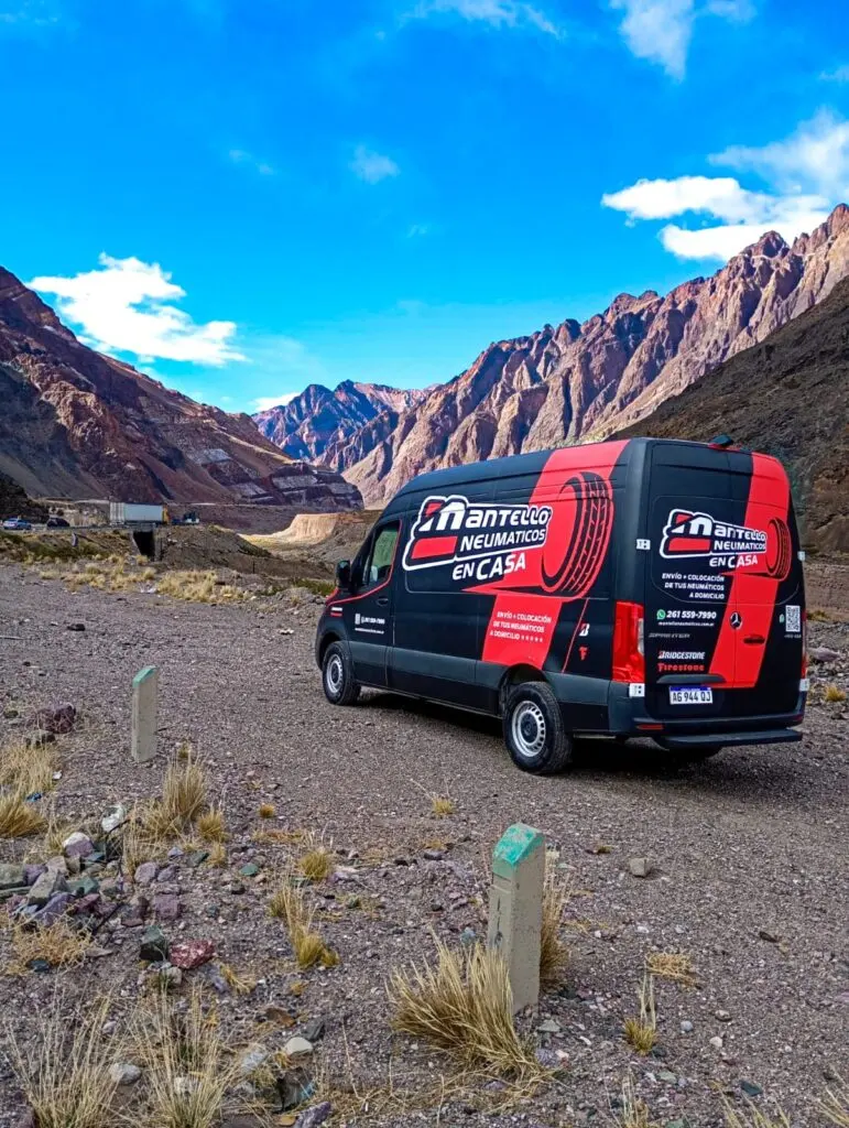 Sprinter de Mantello en Casa en la montaña mendocina